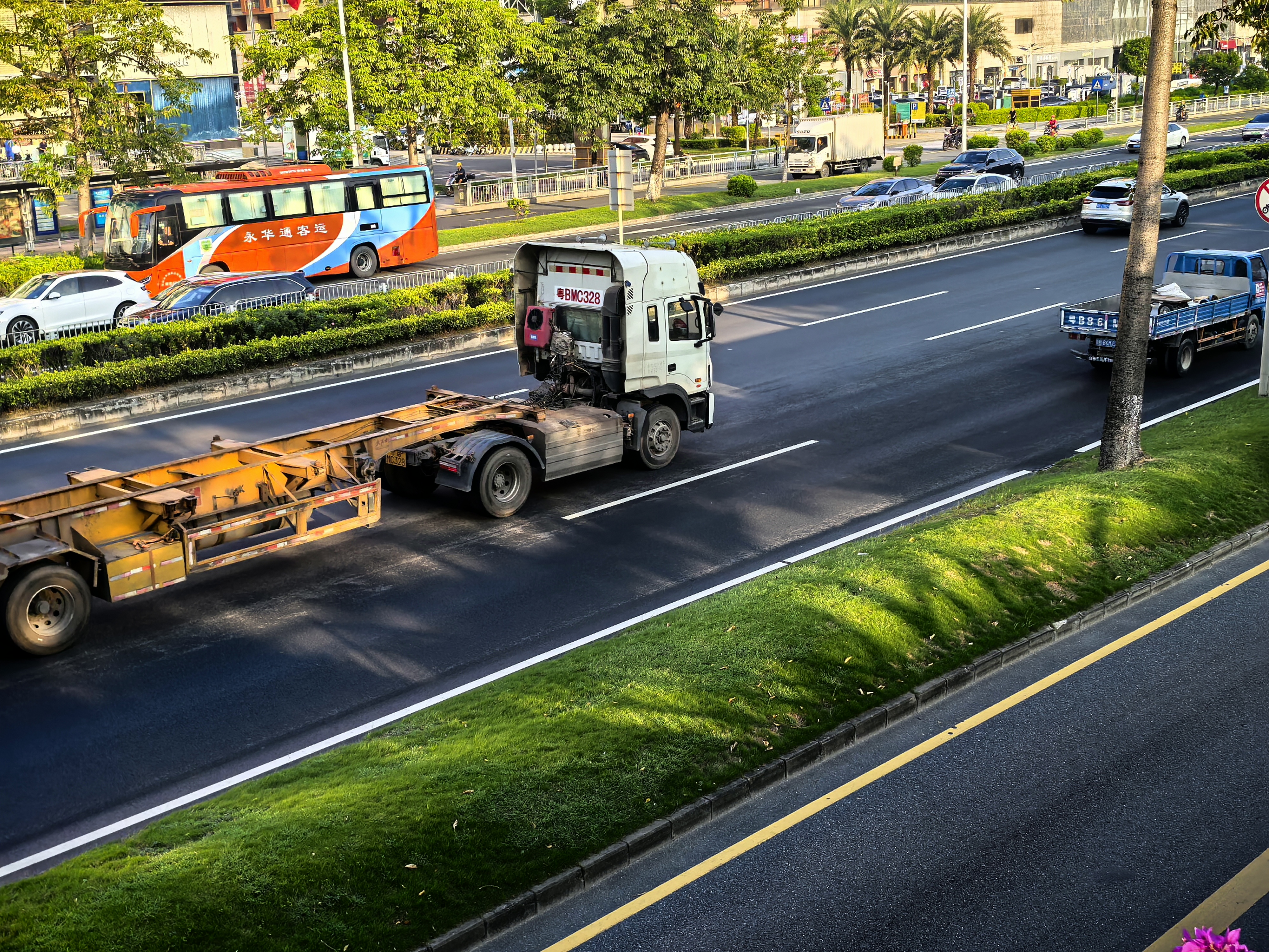 EMS international express shipping rates from China to Croatia