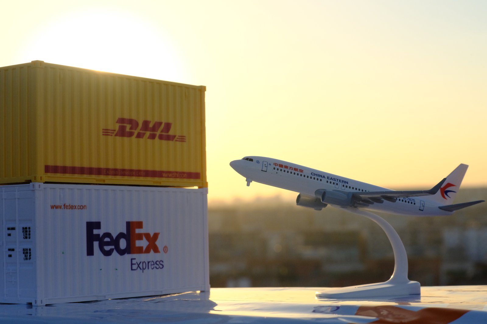 hong kong dhl express rates