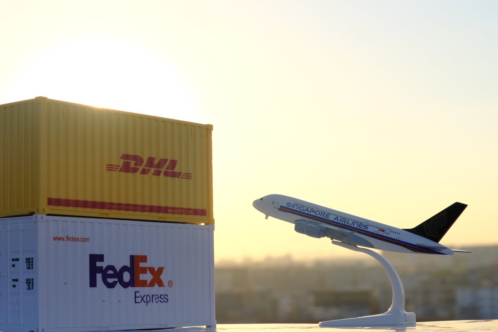 hong kong dhl express freight price list