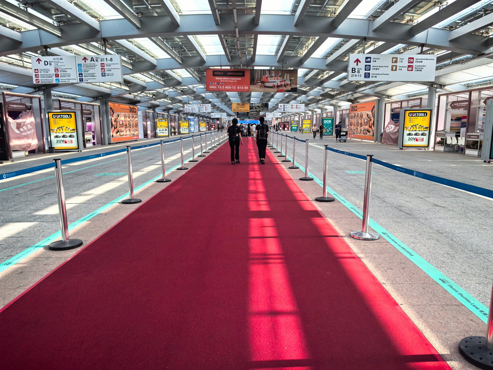 freight forwarder at the Canton Fair Exhibition's Opening Day