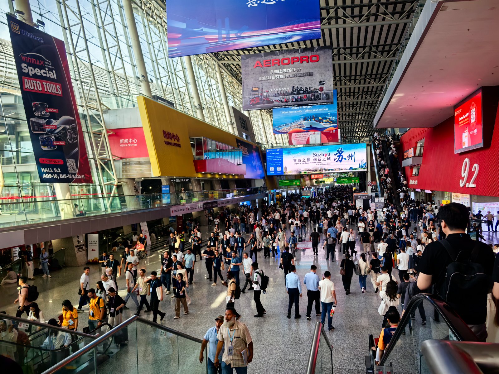freight forwarder at the Canton Fair Exhibition's Opening Day