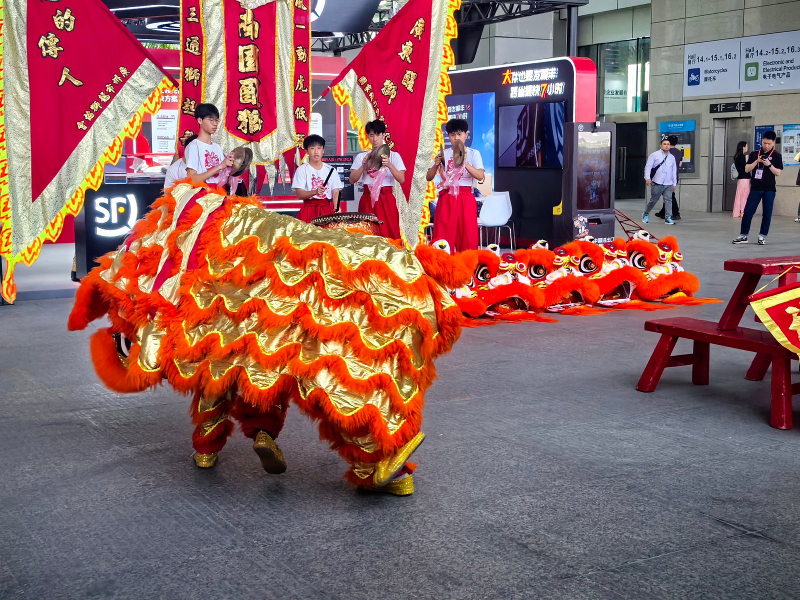 freight forwarder at the Canton Fair Exhibition's Opening Day