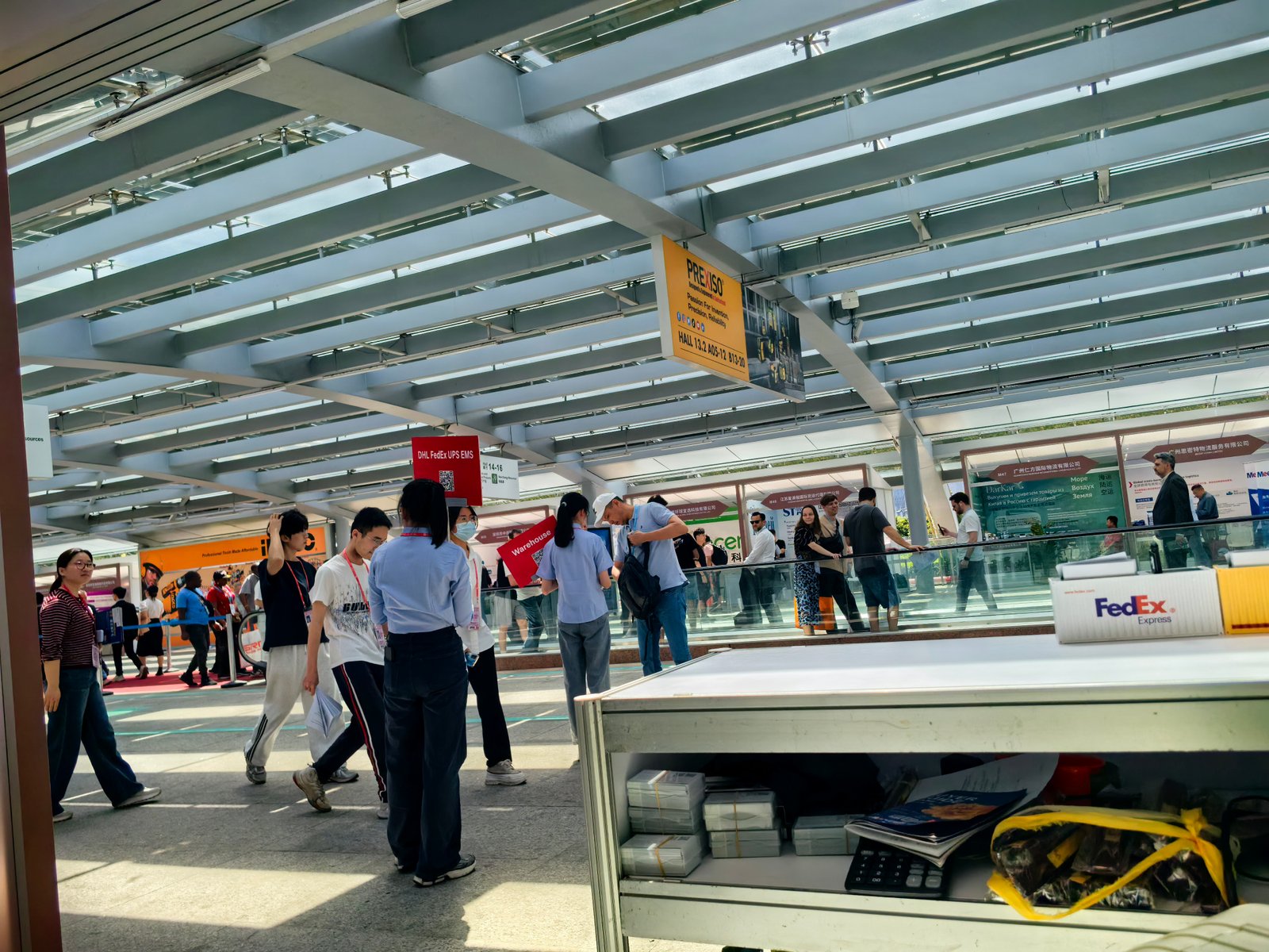 freight forwarder at the Canton Fair Exhibition's Opening Day
