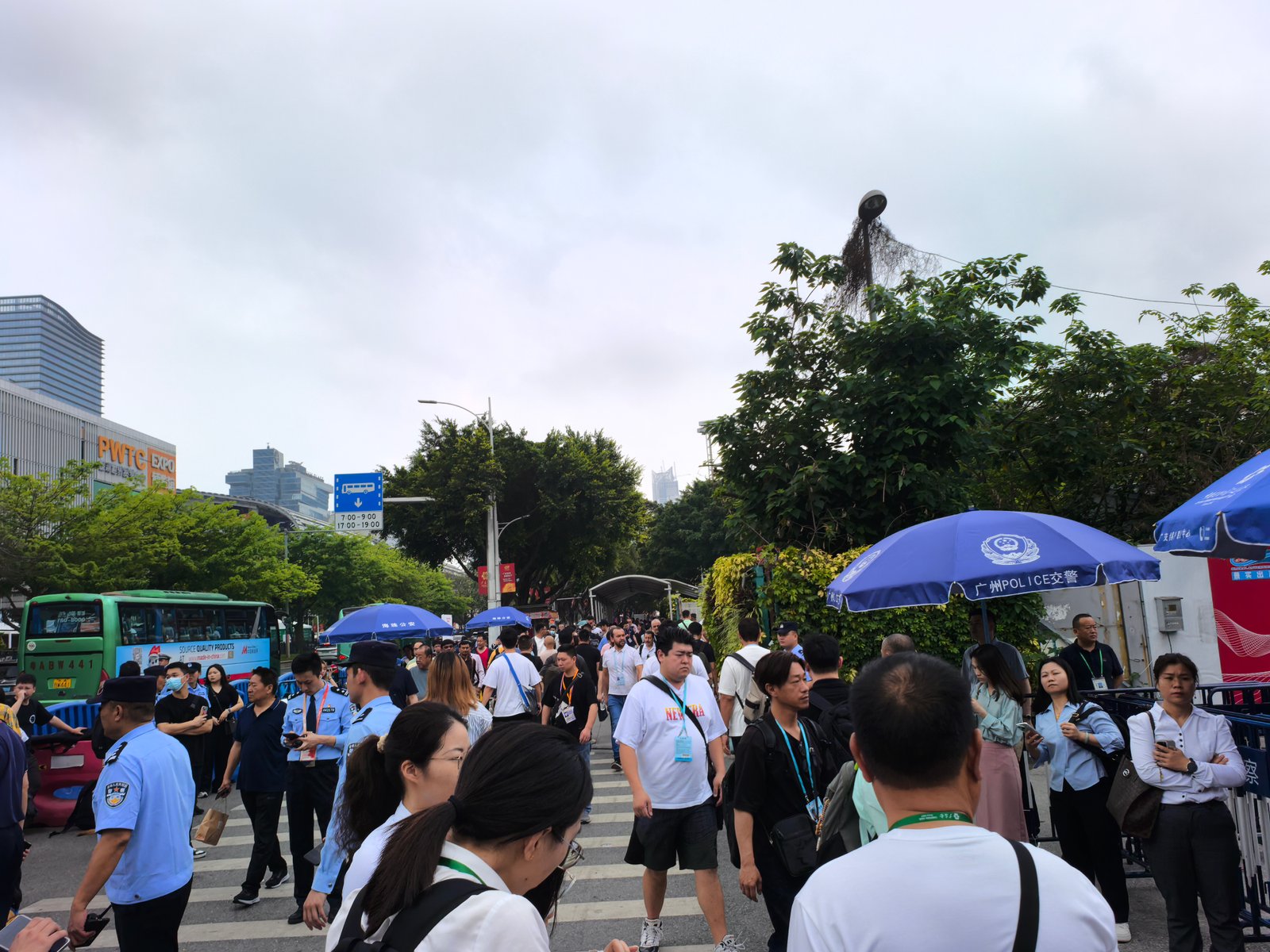 freight forwarder at the Canton Fair Exhibition's Opening Day