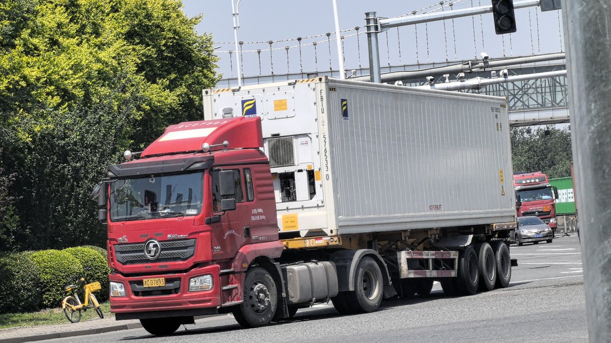 Container terminal in China &mdash; freight rates from China to Jordan