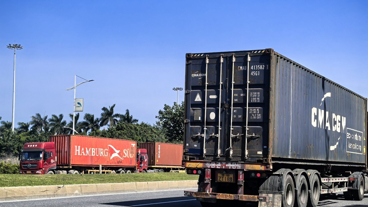 Container terminal in China &mdash; freight rates from China to South Korea