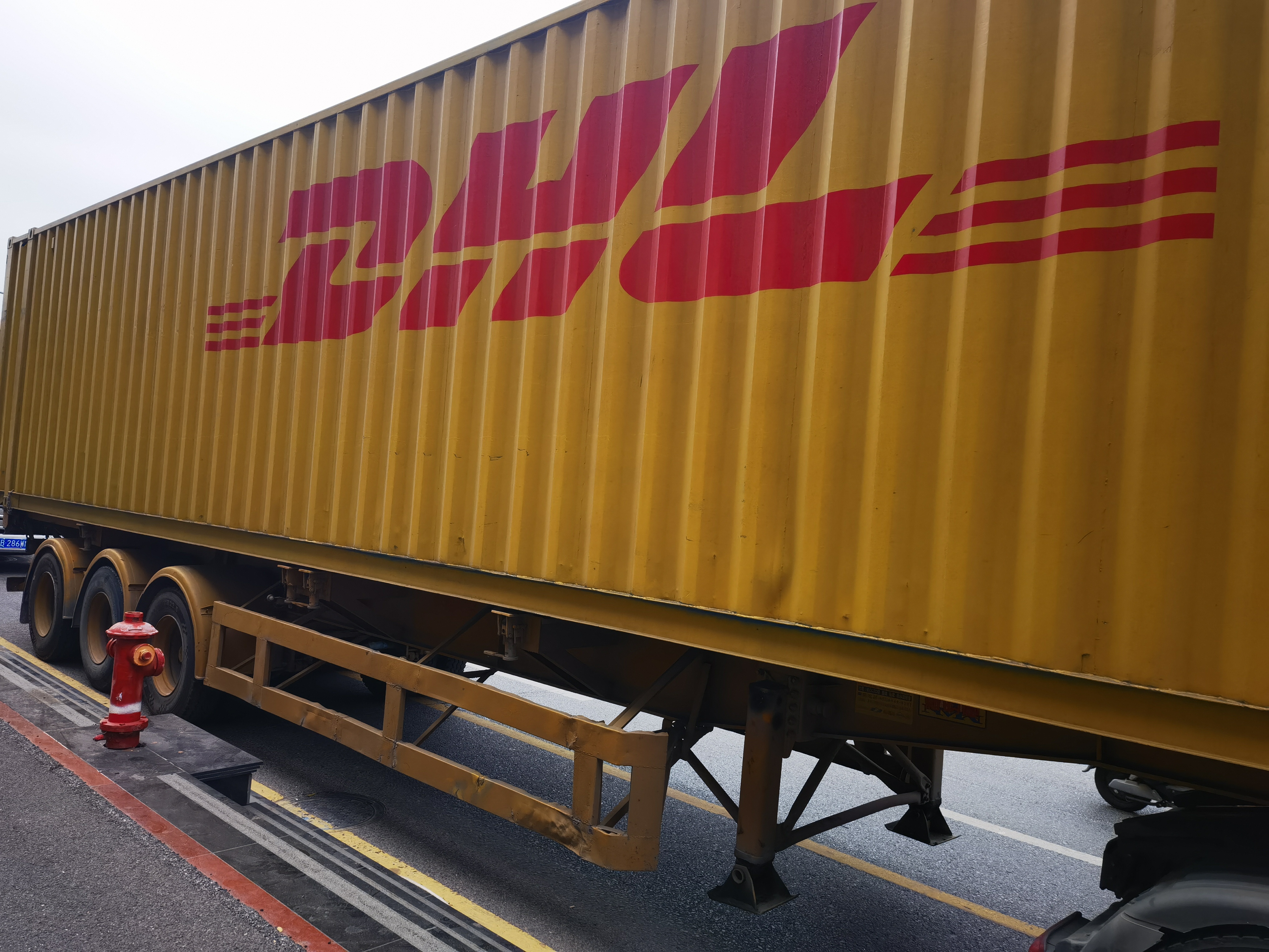 DHL international express shipping cost from China to Malta