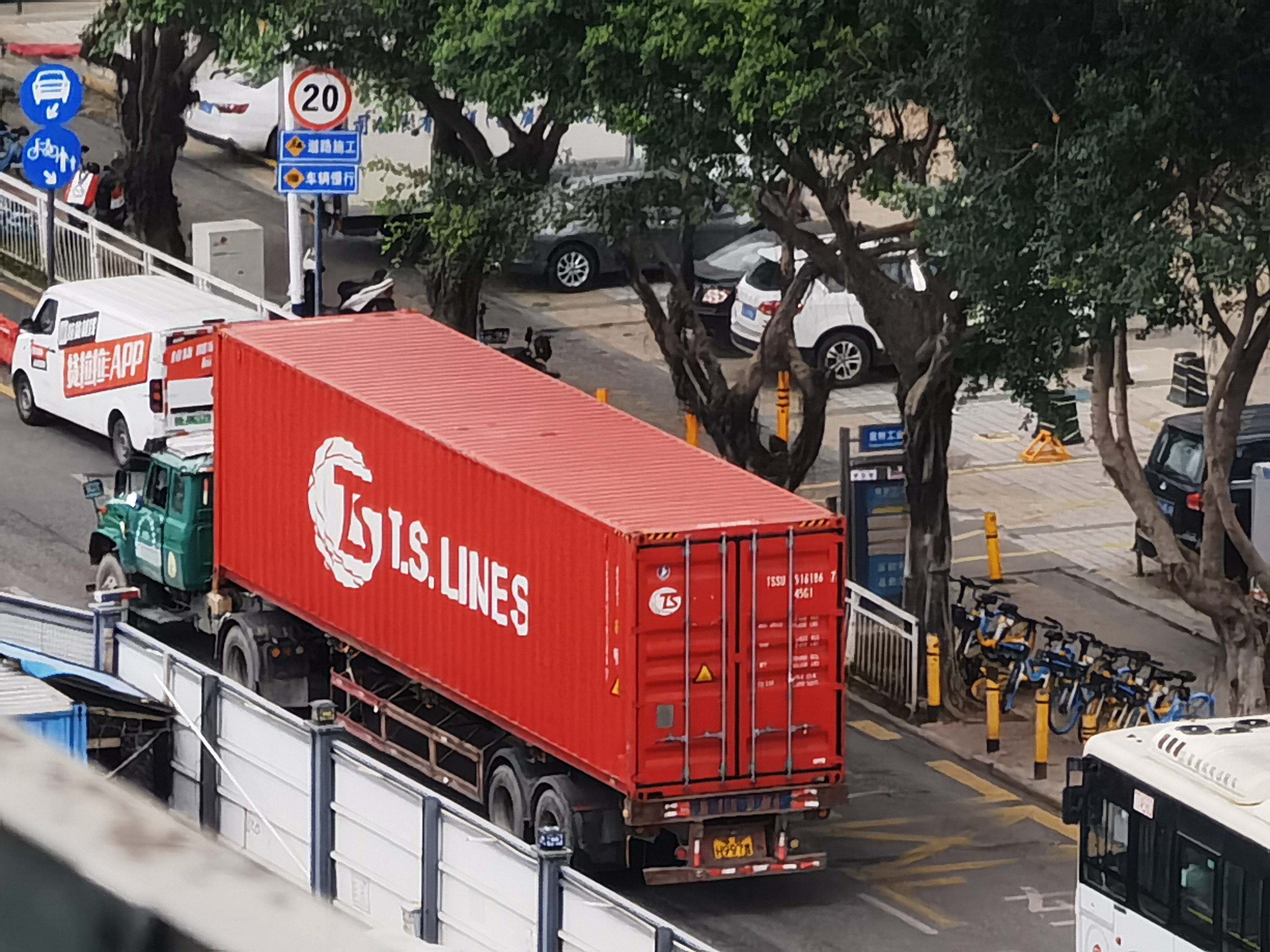 FedEx Express China to Saudi Arabia Dual Plan Shipping Quote