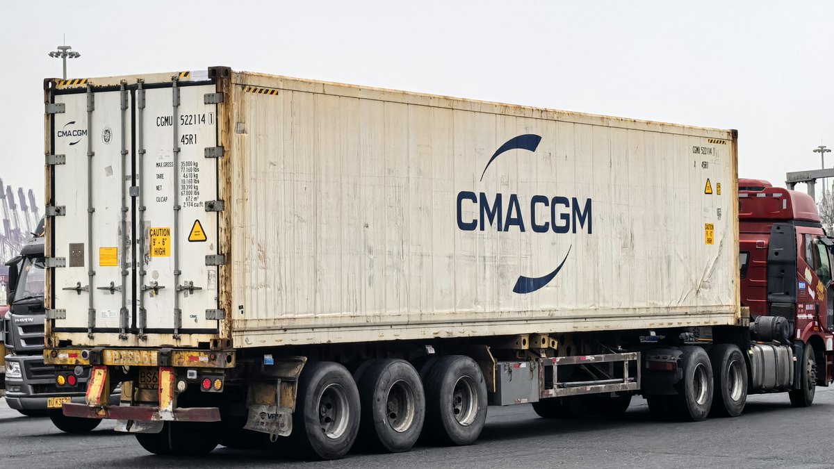 LCL consolidation from China to Slovakia
