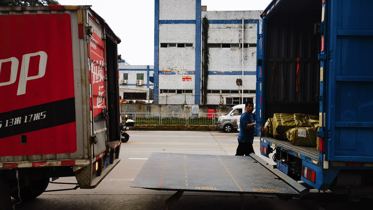 Container terminal in China &mdash; freight rates from China to Tunisia